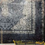 خرید فرش طرح ورساچه زمینه سرمای مدرن کاشان - فرش گوزل کاشان - فرش جدید و شیک مدرن مناسب انواع دکوراسیون