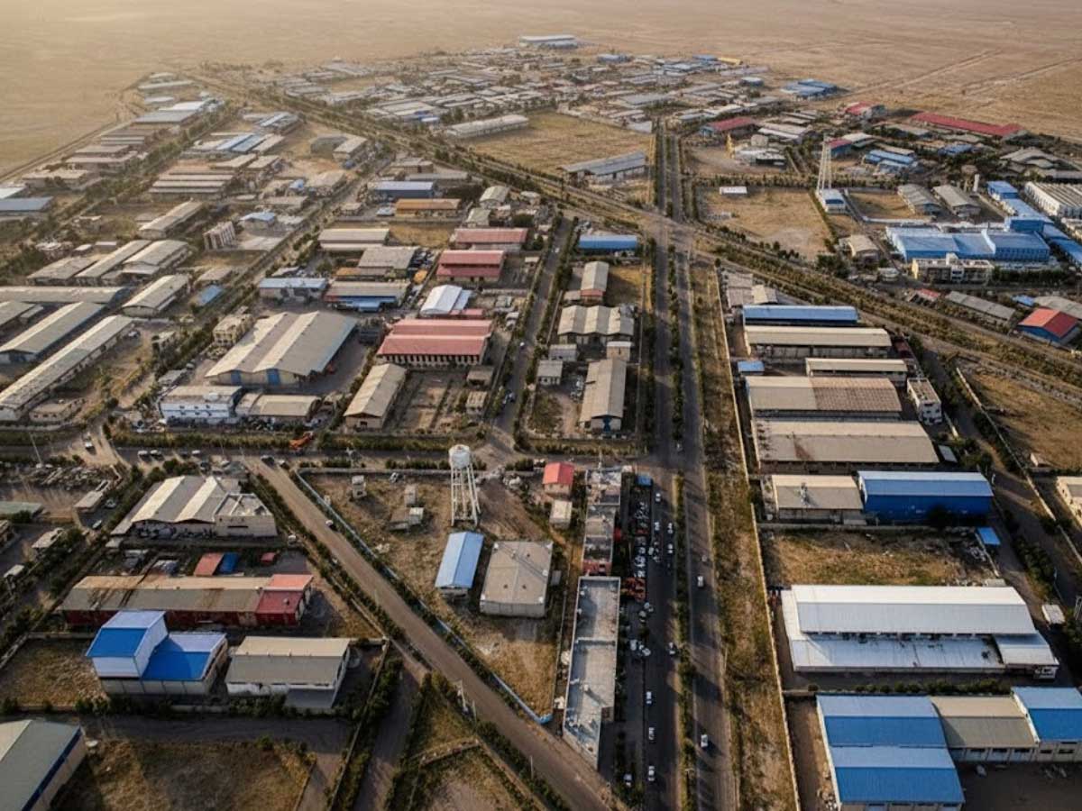 کارخانه های فرش ماشینی کاشان در شهرک صنعتی 